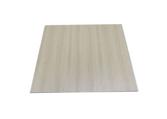 내부 벽면 장식물을 위한 라미네이트된 400x9mm 600x9mm PVC 벽판지