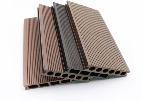 수지나무판 층 WPC 데크 보드를 꾸미는 야외 WPC
