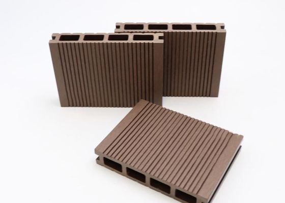 나무 무늬 방수 야외 복합체를 꾸미는 불연성 WPC 바닥