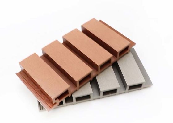 외부 WPC 야외 벽판지 2.8m을 다른 금속을 입히는 219x26mm WPC 벽