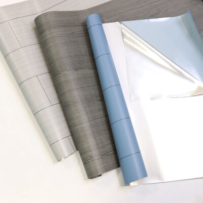 설치 및 제거가 용이하며 유지 보수가 적은 바닥 데칼은 물, 변색, 일상적인 마모에 강하여 오래 지속되는 아름다움을 제공합니다.