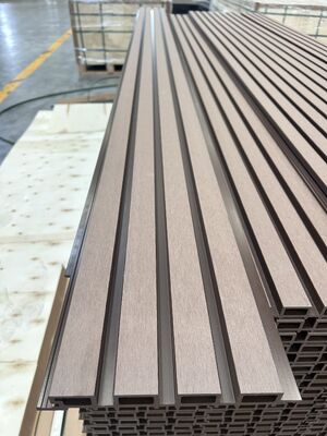 내화성 야외 WPC 복합 통앤그루브 벽 패널 PVC 벽 클래딩