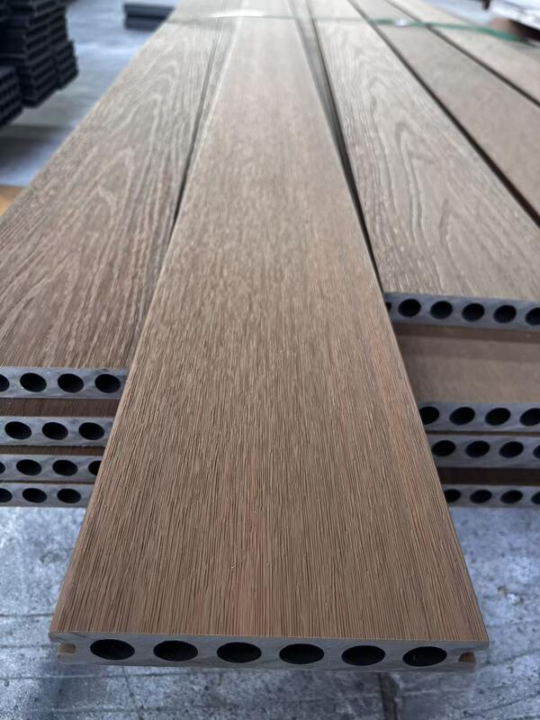 WPC Antigrietas Para Piscina Y Suelo 외부 야외 방수 플라스틱 데크