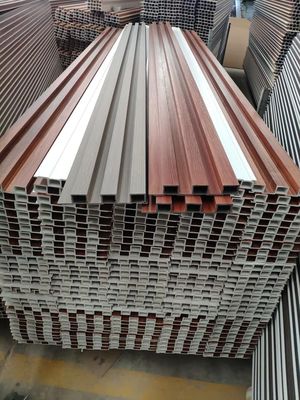 목제 대안 실내 195x28mm 내부 WPC 벽판지 WPC 데코러티브 벽 패널