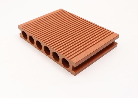 우호적인 야외 슬립 방지성 장식 Eco를 위한 방수 정원 PVC 벽체 WPC 패널