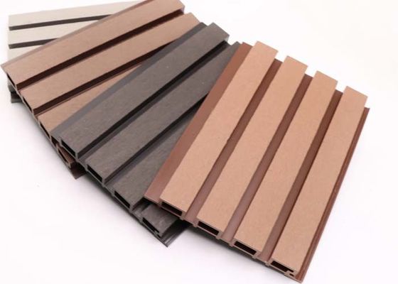 외부 장식 재료를 다른 금속을 입히는 다양한 색상 HDPE 219x26mm WPC 벽