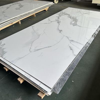 높은 화려한 대리석 질감 WPC 벽 패널 대나무 석탄 나무 장단 PVC 대리석 엽